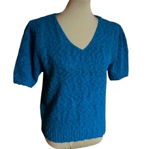Vtg 80s Blue feminine v neck sweater